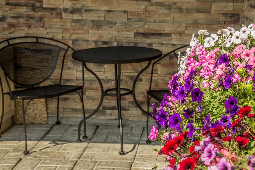 Americas Best Value Inn & Suites Detroit Lakes Exteriér fotografie