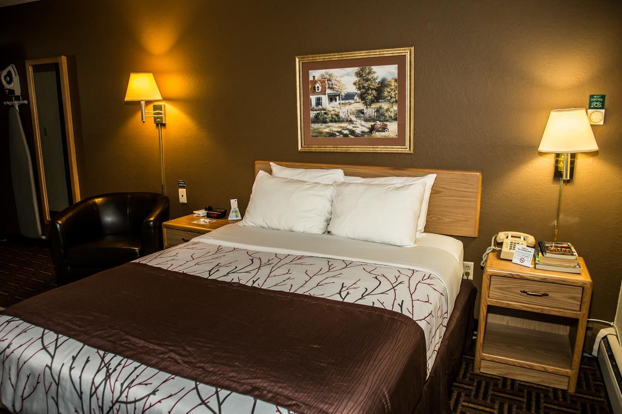 Americas Best Value Inn & Suites Detroit Lakes Exteriér fotografie