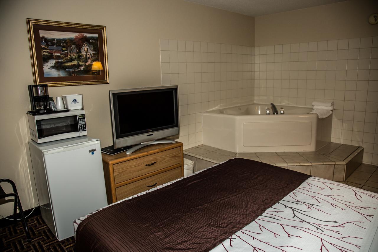 Americas Best Value Inn & Suites Detroit Lakes Exteriér fotografie