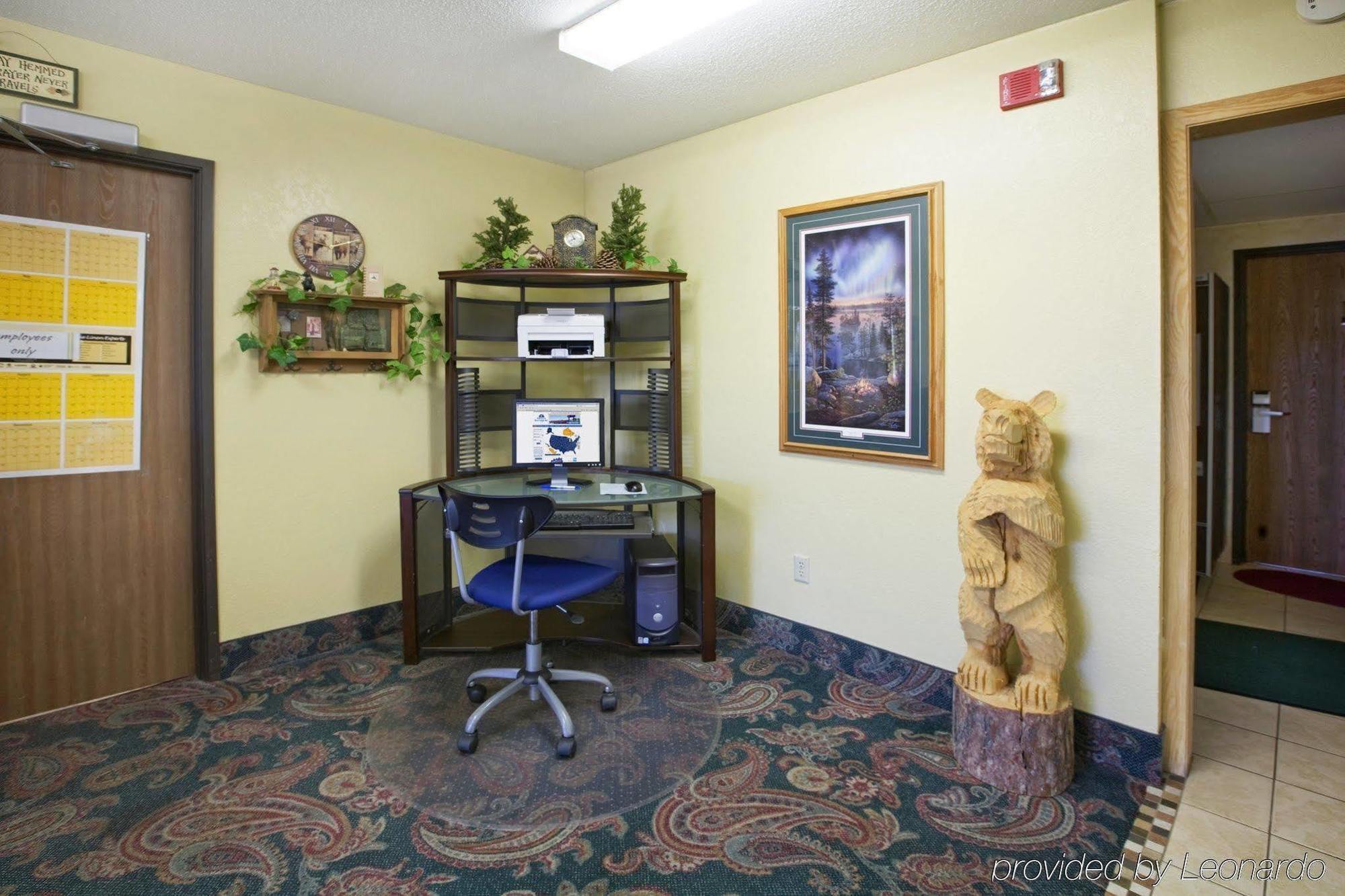 Americas Best Value Inn & Suites Detroit Lakes Exteriér fotografie