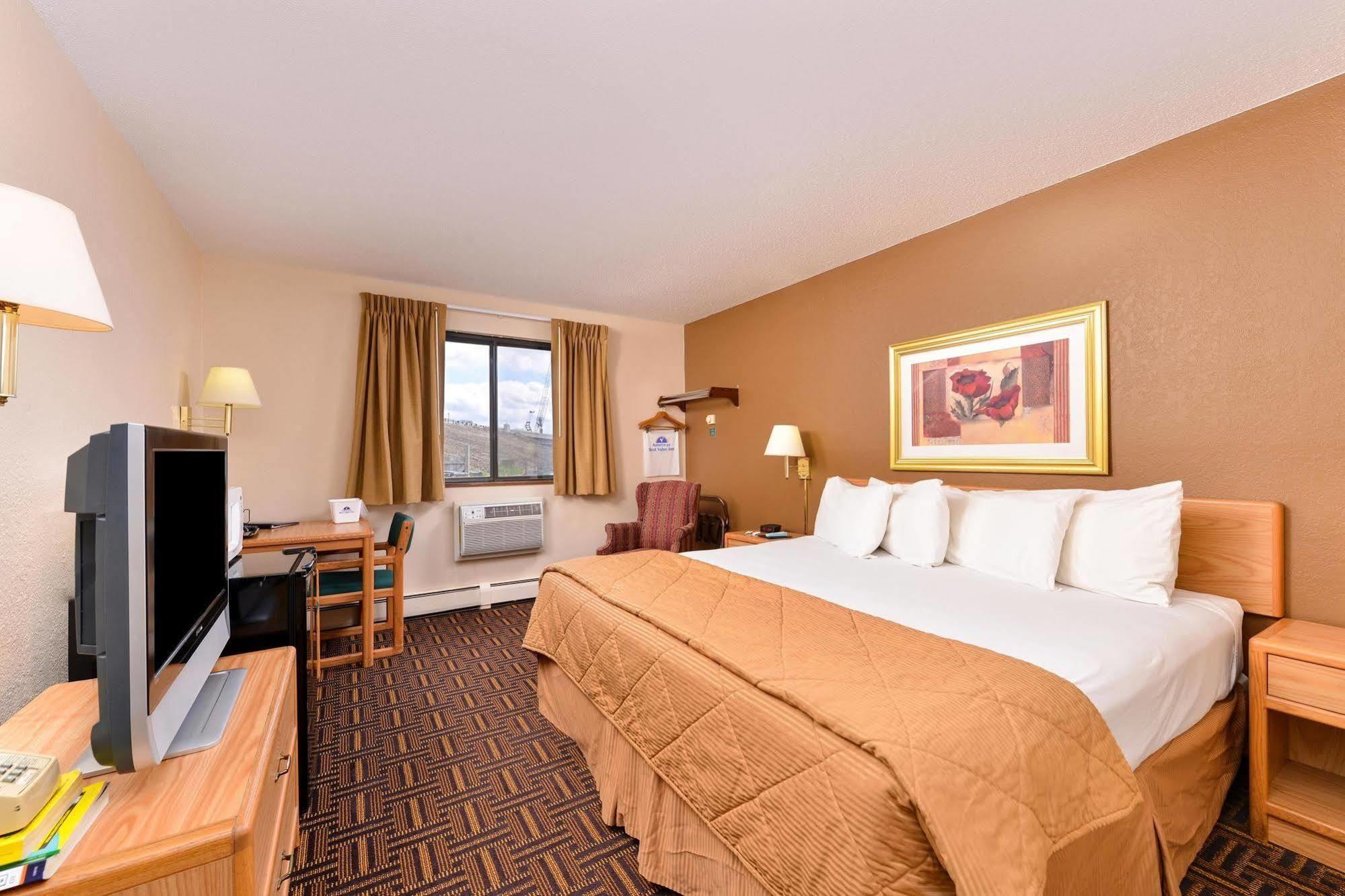 Americas Best Value Inn & Suites Detroit Lakes Exteriér fotografie